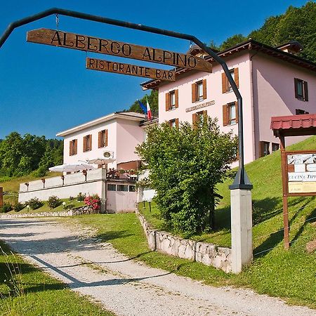 Albergo Alpino Da Tullio Avio Exterior foto