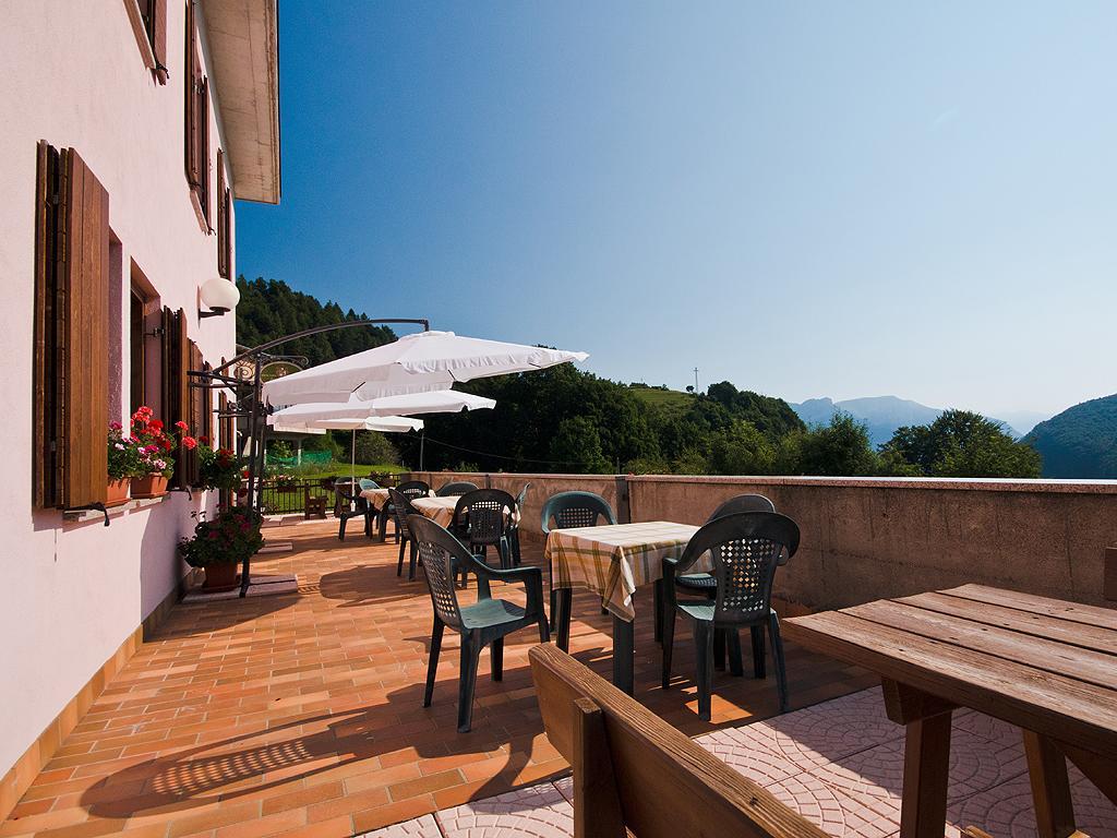 Albergo Alpino Da Tullio Avio Exterior foto